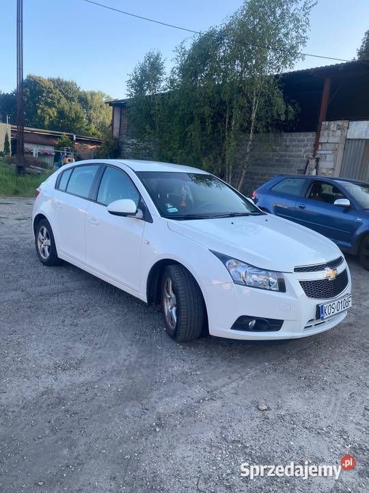 Używany Chevrolet Cruze 2011 Biały Hatchback
