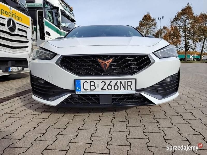 Biały Używany 2022 Cupra Leon Kombi | 32 000 zł - Obraz 1/4
