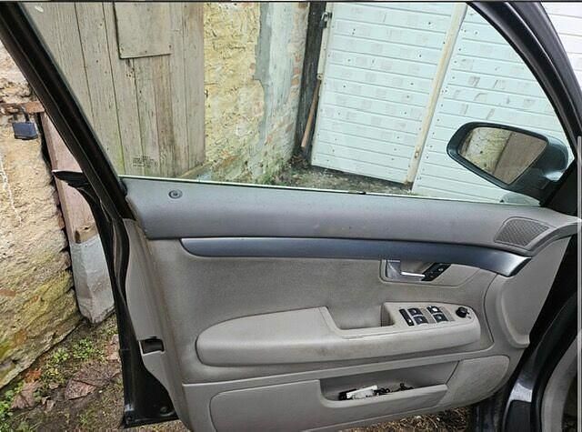 Używany Audi A4 140 KM (102 kW) 2005 Szary Sedan/Limuzyna