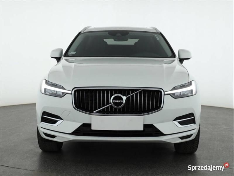 Biały Używany 2021 Volvo XC60 SUV | 159 999 zł (Dość drogi) - Obraz 1/4