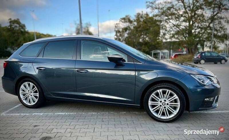 Grafitowy Używany 2019 Seat Leon ST Kombi | 81 500 zł - Obraz 1/4