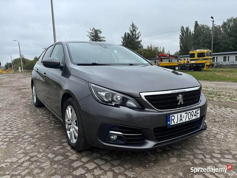 Szary Używany 2017 Peugeot 308 Kombi | 32 000 zł (Dobra cena) - Obraz 1/4