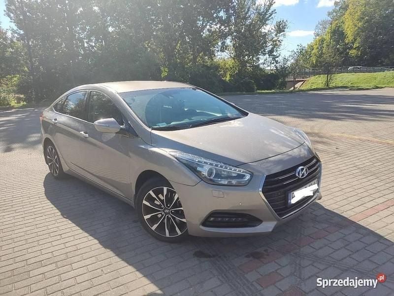 Złoty Używany 2016 Hyundai i40 Sedan/Limuzyna | 38 000 zł (Uczciwa cena) - Obraz 1/4