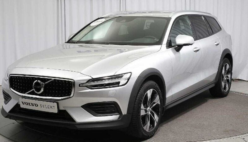 Szary Używany 2022 Volvo V60 CC Kombi | 149 900 zł (Dobra cena) - Obraz 1/4