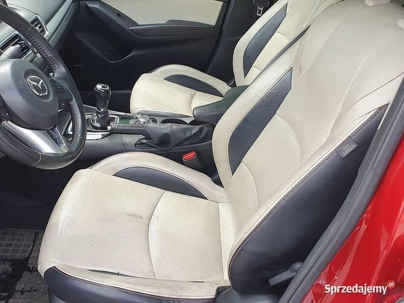 Używany Mazda 3 2016