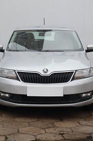 Używany Skoda Rapid 95 KM (69 kW) 2018 Srebrny Hatchback