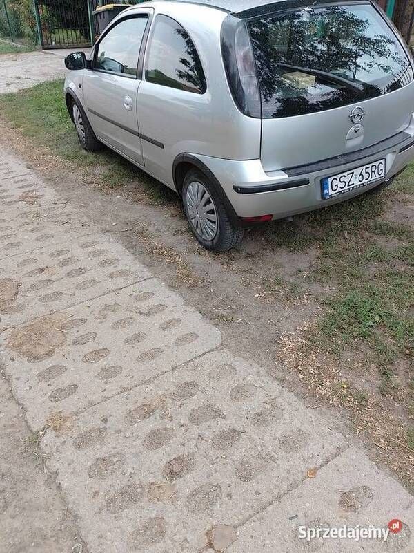 Używany Opel Corsa 80 KM (58 kW) 2005 Szary Hatchback