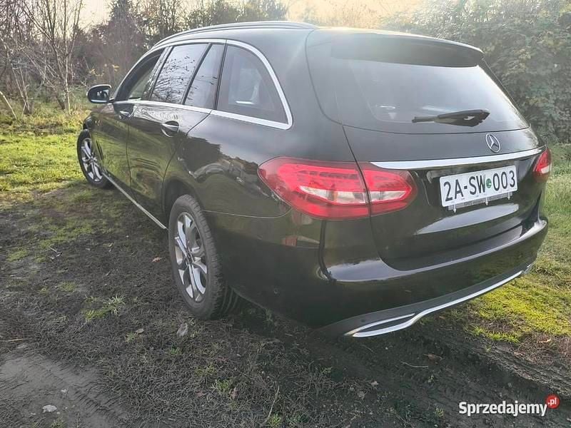 Używany Mercedes C200 136 KM (100 kW) 2017
