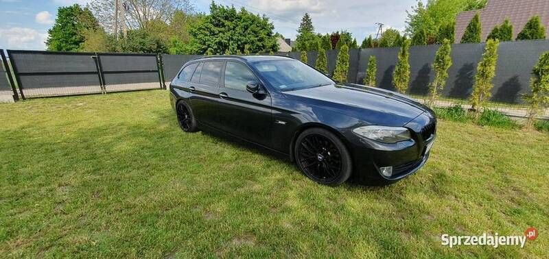 Szary Używany 2010 BMW 520 Kombi | 42 900 zł - Obraz 1/4