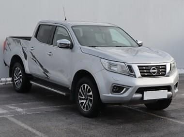 Używany Nissan Navara 163 KM (119 kW) 2018 Srebrny Pickup