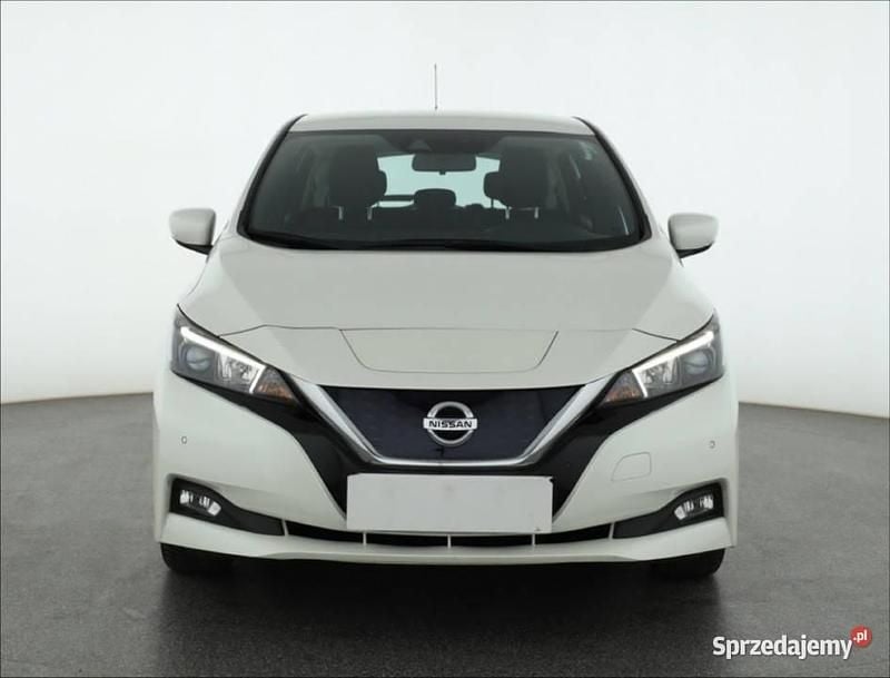 Biały Używany 2018 Nissan Leaf Hatchback | 44 999 zł (Super Cena) - Obraz 1/4