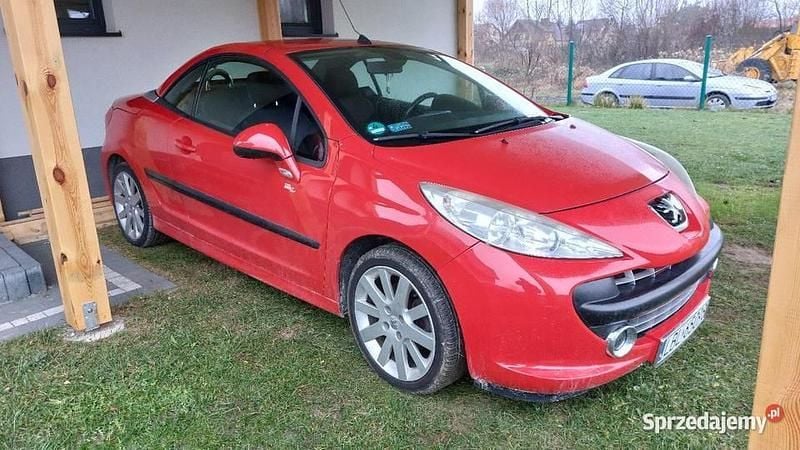 Czerwony Używany 2007 Peugeot 207 CC Kabriolet | 8500 zł (Uczciwa cena) - Obraz 1/4