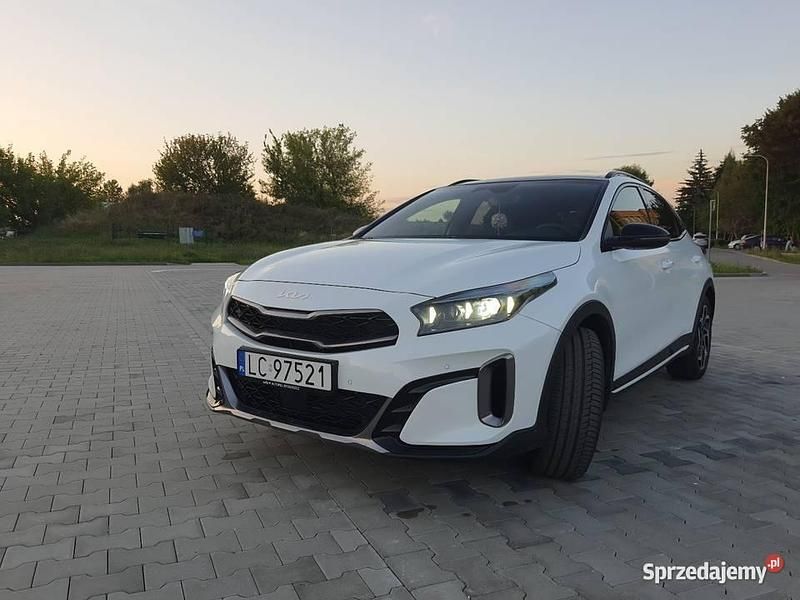 Biały Używany 2024 Kia XCeed 2 SUV | 130 000 zł (Drogi) - Obraz 1/4
