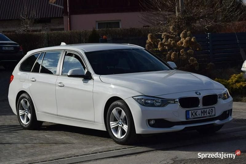 Używany BMW 316 115 KM (84 kW) 2015 Biały (metalik) Kombi