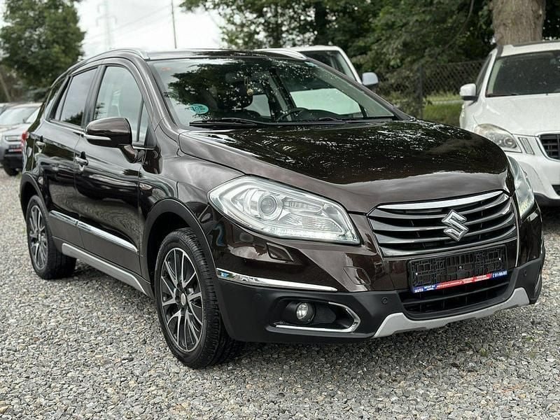 Używany Suzuki SX4 120 KM (88 kW) 2014 Czarny (metalik, perła) SUV