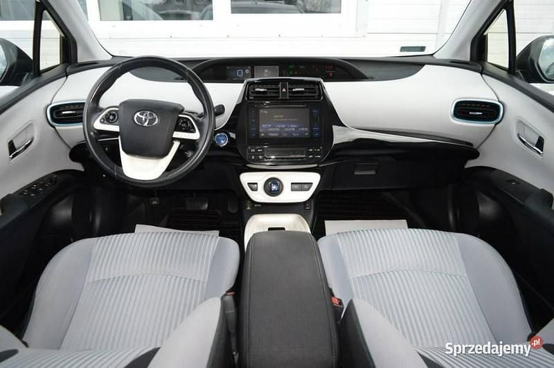 Czarny Używany 2017 Toyota Prius Hatchback | 54 858 zł (Dobra cena) - Obraz 1/4
