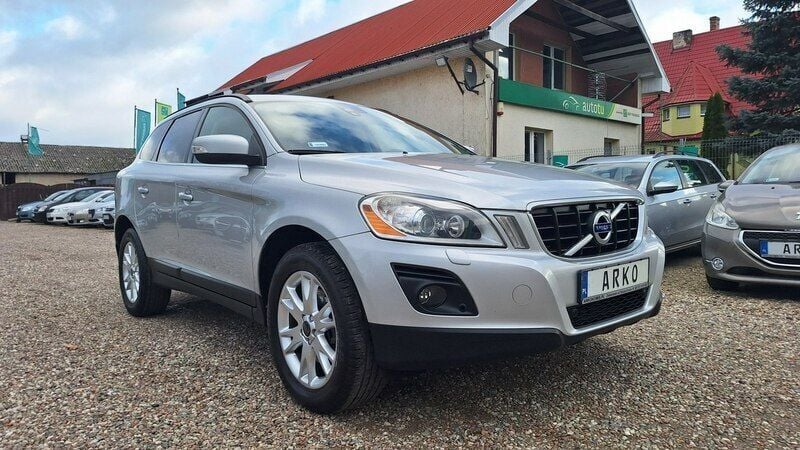 Srebrny (metalik) Używany 2008 Volvo XC60 SUV | 37 900 zł - Obraz 1/4