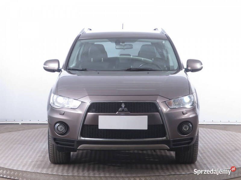 Srebrny Używany 2010 Mitsubishi Outlander SUV | 26 999 zł (Uczciwa cena) - Obraz 1/4