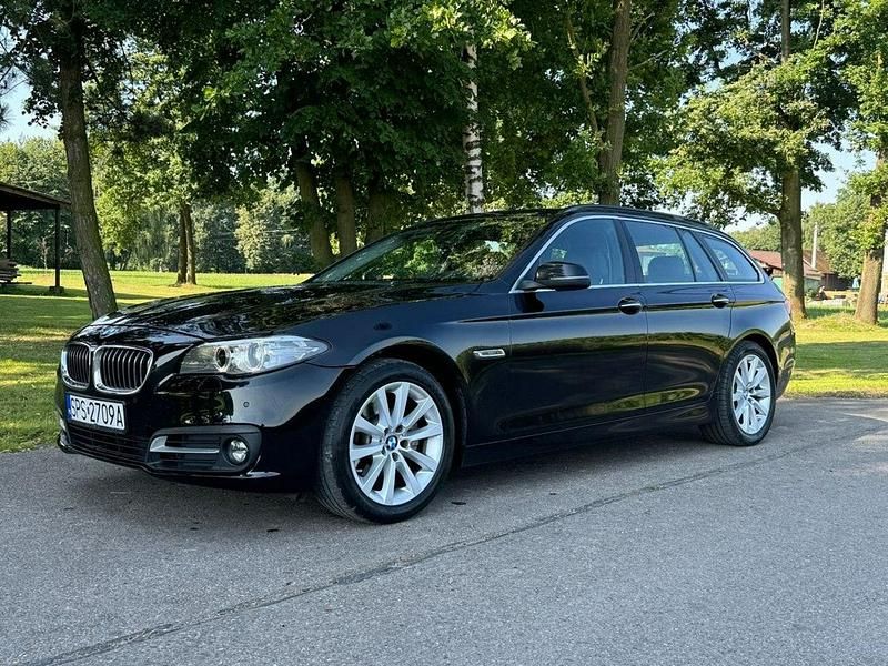 Czarny Używany 2015 BMW M550 Sedan/Limuzyna | 59 900 zł - Obraz 1/4