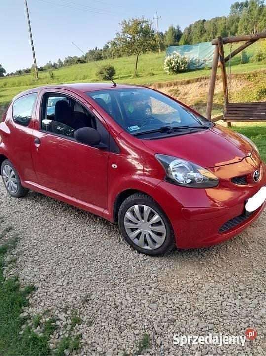 Czerwony Używany 2006 Toyota Aygo Hatchback | 4600 zł (Uczciwa cena) - Obraz 1/4