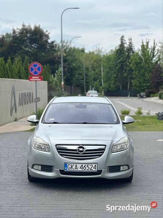 Srebrny Używany 2009 Opel Insignia Kombi | 14 900 zł (Uczciwa cena) - Obraz 1/4