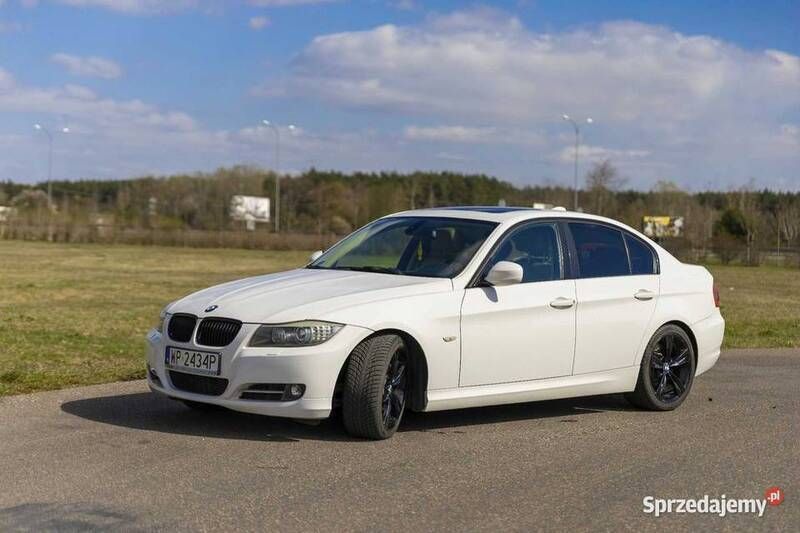 Biały Używany 2009 BMW 335 Sedan/Limuzyna | 39 900 zł - Obraz 1/4