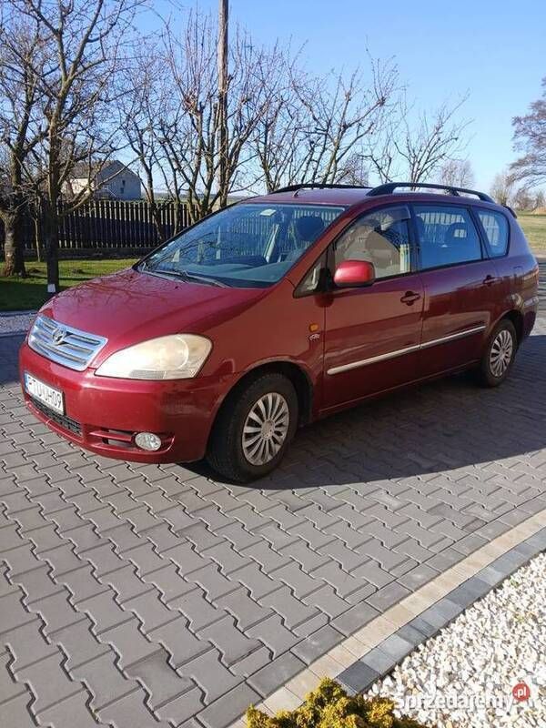Używany 2002 Toyota Avensis Verso Minivan | 6900 zł - Obraz 1/4