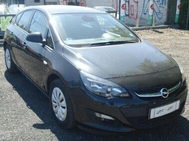 Czarny Używany 2015 Opel Astra Hatchback | 35 700 zł (Drogi) - Obraz 1/4