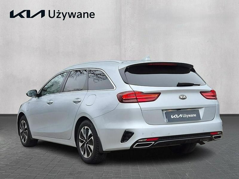 Używany Kia Ceed 2021 Srebrny Hatchback