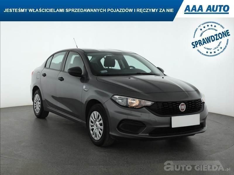 Szary Używany 2020 Fiat Tipo | 44 499 zł (Uczciwa cena) - Obraz 1/4