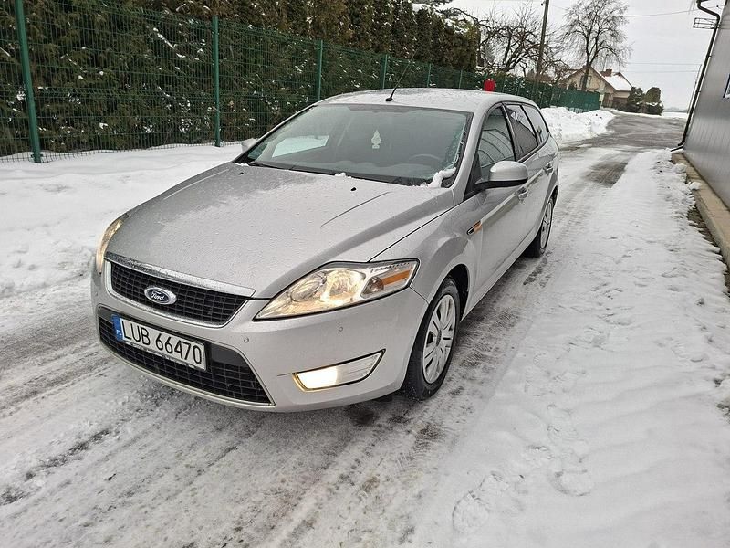 Używany Ford Mondeo 140 KM (102 kW) 2010 Srebrny Kombi