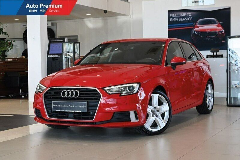 Czerwony (metalik) Używany 2018 Audi A3 Hatchback | 75 900 zł (Dość drogi) - Obraz 1/4