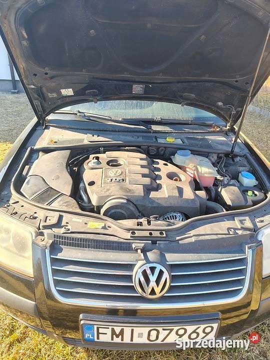 Używany VW Passat 2003 Czarny Kombi