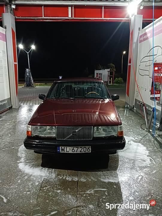 Bordowy Używany 1994 Volvo 940 Sedan/Limuzyna | 9000 zł - Obraz 1/4