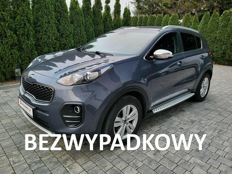 Używany Kia Sportage 132 KM (97 kW) 2018 Niebieski ciemny (metalik) SUV