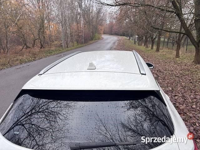 Używany Kia Optima 141 KM (103 kW) 2017 Biały Kombi