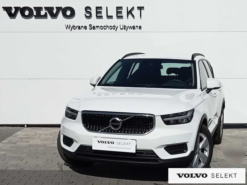 Biały Używany 2022 Volvo XC40 SUV | 123 900 zł (Dobra cena) - Obraz 1/3