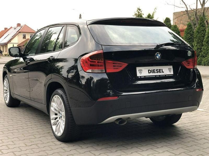 Używany BMW X1 143 KM (105 kW) 2011 Czarny (metalik) SUV