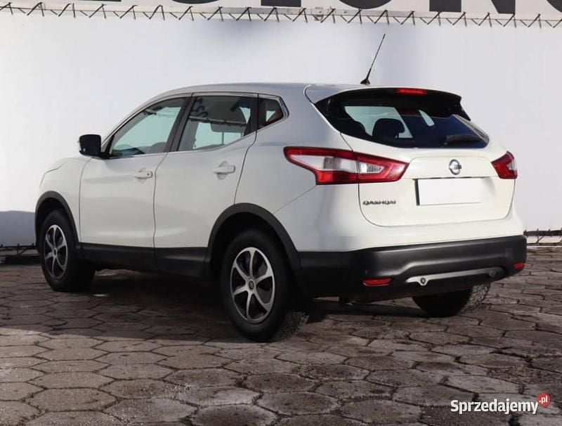 Używany Nissan Qashqai 2015 Biały SUV
