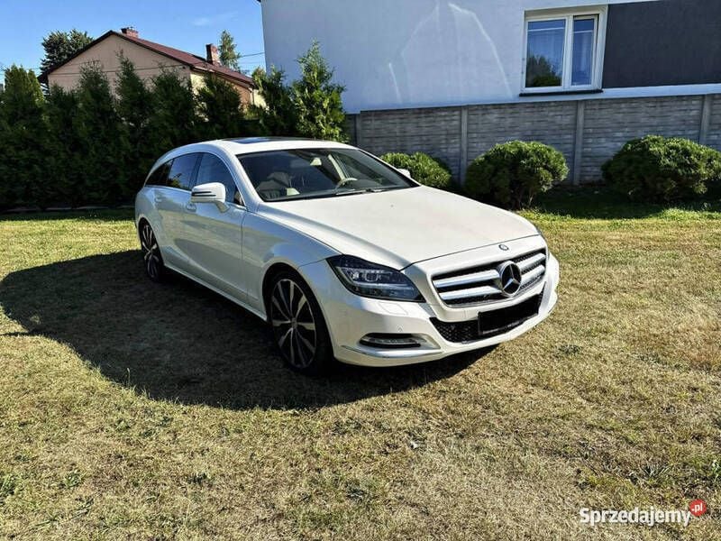 Biały Używany 2013 Mercedes CLS350 Shooting Brake Kombi | 68 500 zł - Obraz 1/4