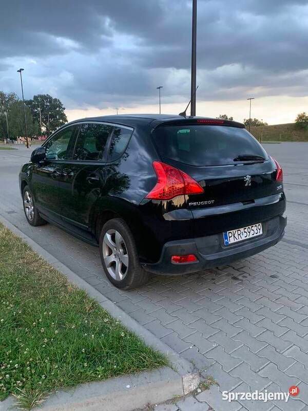 Czarny Używany 2011 Peugeot 3008 SUV | 21 500 zł (Dość drogi) - Obraz 1/4