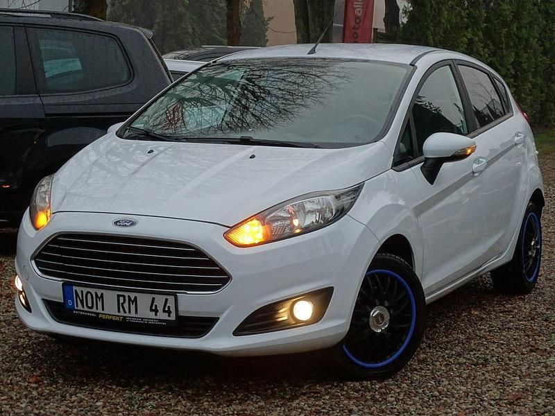 Używany Ford Fiesta 140 KM (102 kW) 2016 Biały Hatchback