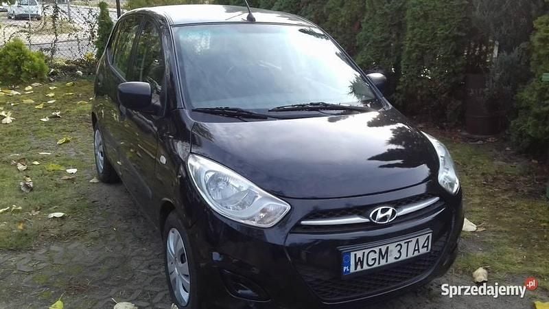 Używany Hyundai i10 69 KM (50 kW) 2012 Czarny Hatchback