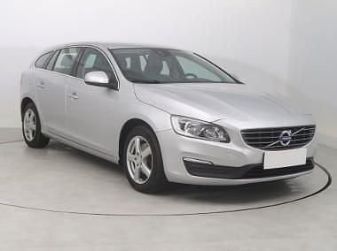 Srebrny Używany 2016 Volvo V60 Kombi | 41 499 zł (Super Cena) - Obraz 1/4