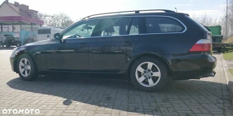 Używany BMW 520 2008 Czarny Kombi