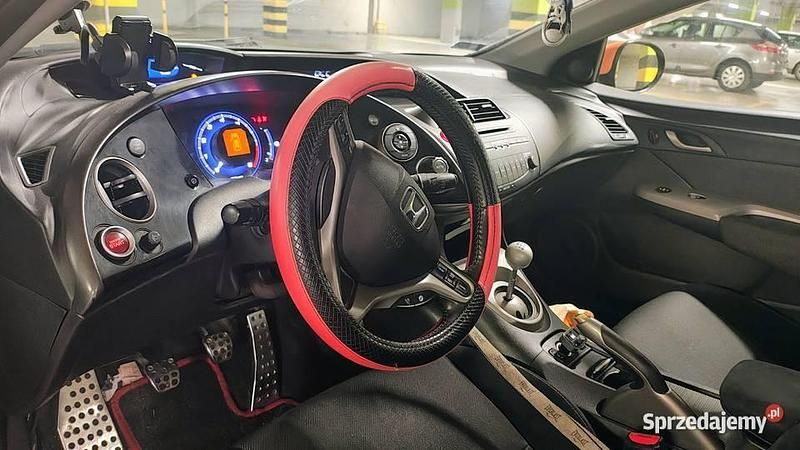 Używany Honda Civic 140 KM (102 kW) 2008 Czarny Hatchback