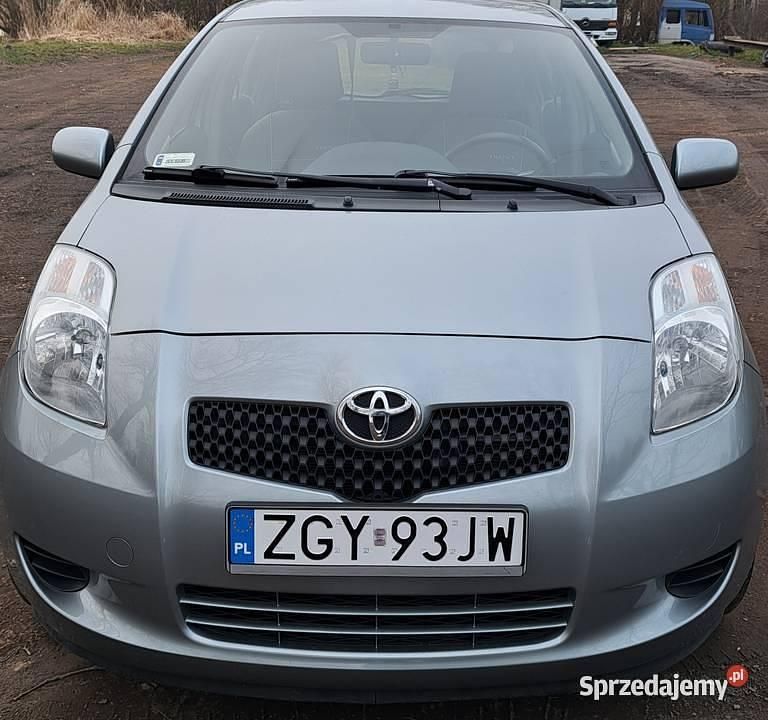 Używany 2008 Toyota Yaris Hatchback | 15 700 zł (Uczciwa cena) - Obraz 1/4