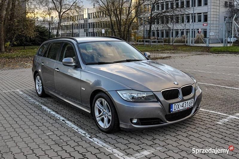 Używany BMW 320 2011