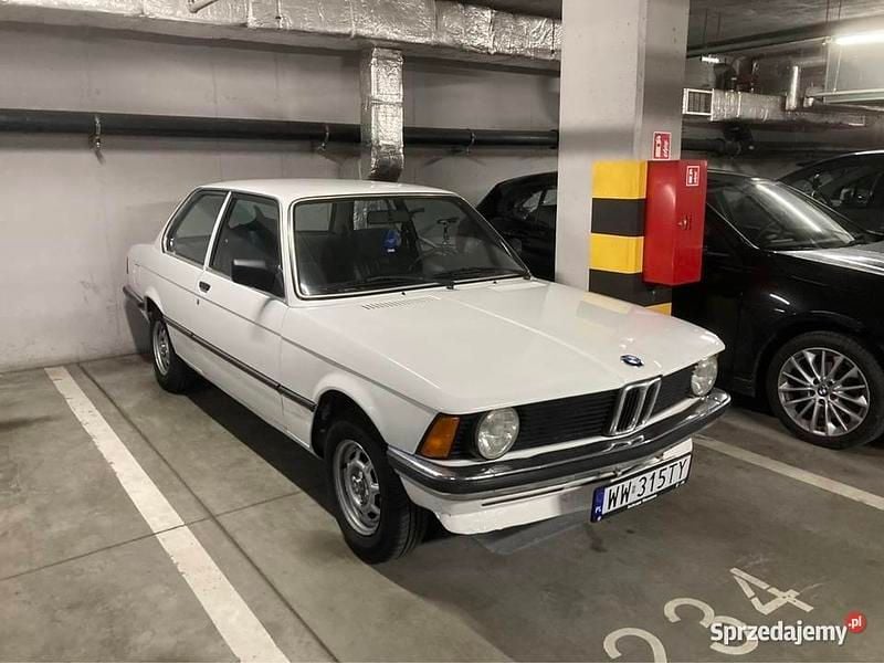 Biały Używany 1982 BMW 315 Hatchback | 39 999 zł - Obraz 1/4