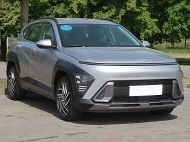 Srebrny Używany 2023 Hyundai Kona SUV | 111 999 zł (Uczciwa cena) - Obraz 1/4